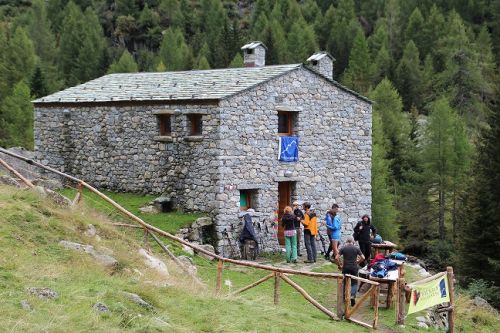 Immagine per il contenuto "Fine settimana all'Alpe Pioda"