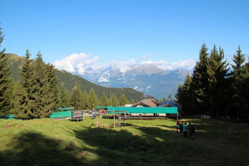 Immagine per il contenuto "Festa tradizionale all'Alpe Dosso"