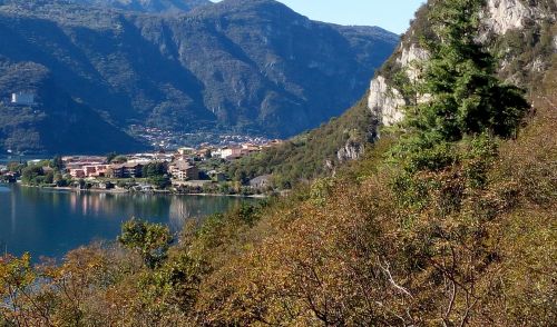 Immagine per il contenuto "Inaugurata la “nuova” prima tappa del Sentiero del Viandante"